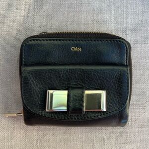 Chloé Black Leather Compact Wallet with Bow